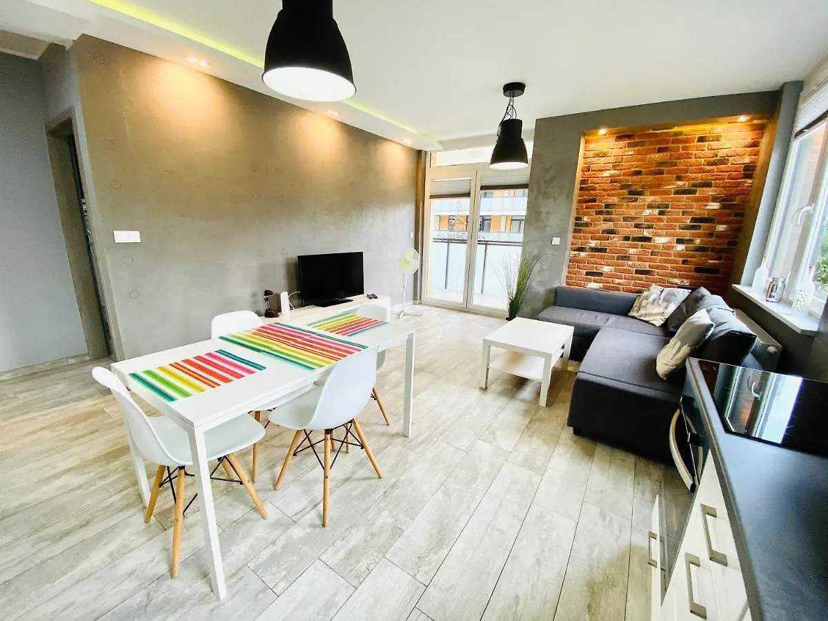 Wrocapartments Starcenter - Parking Free Wroclaw Apartment